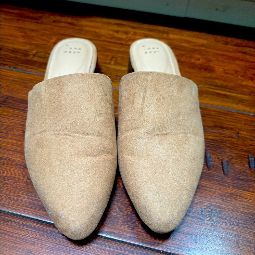 Tan Mules